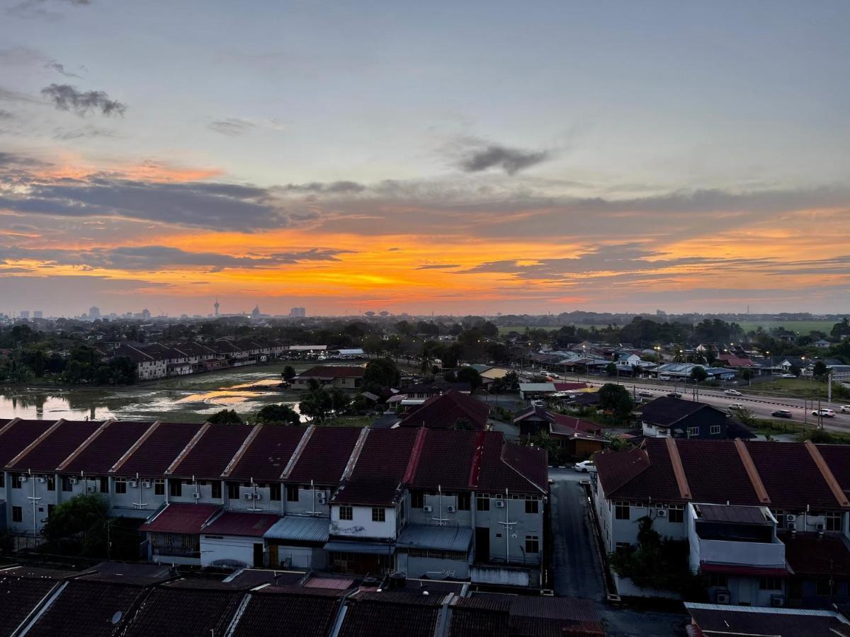 Condo 2-10 Imperio Professional Suite Alor Setar Ngoại thất bức ảnh