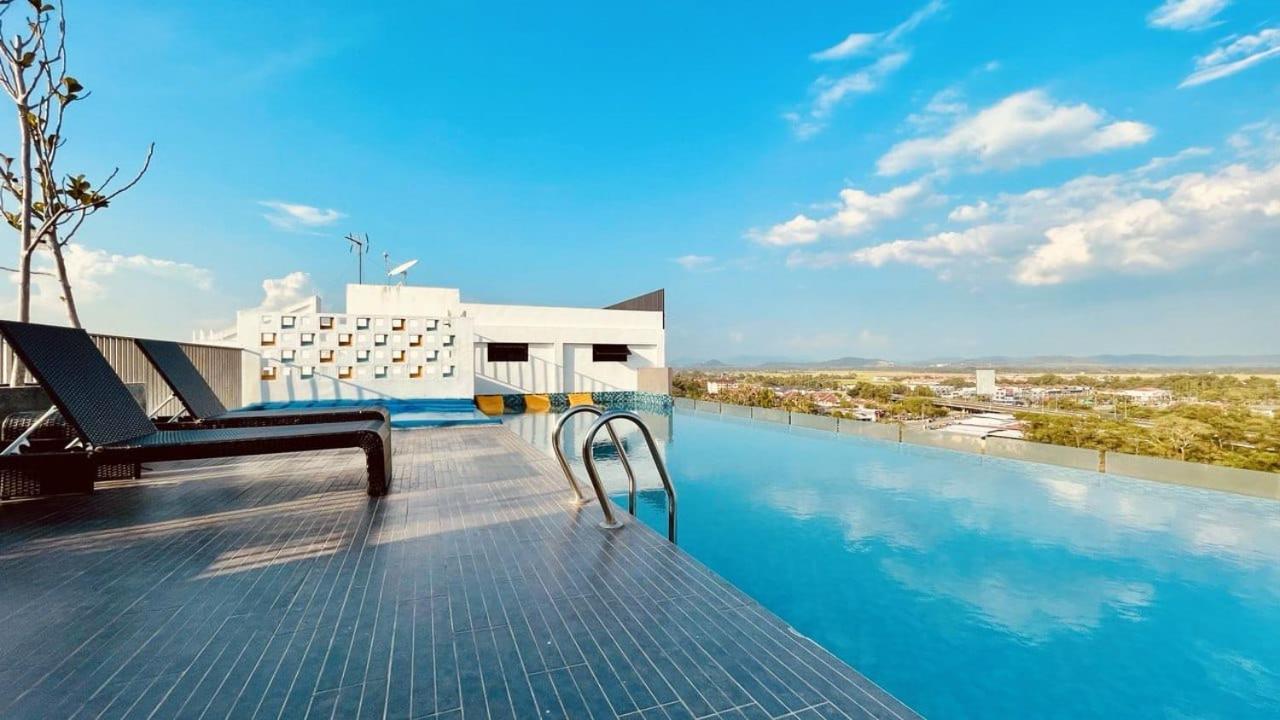 Condo 2-10 Imperio Professional Suite Alor Setar Ngoại thất bức ảnh